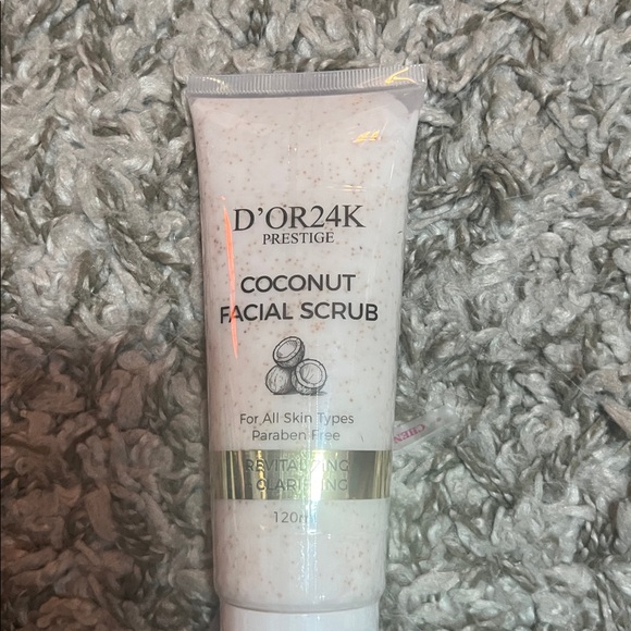 Other - D’OR Prestige Coconut Facial Scrub